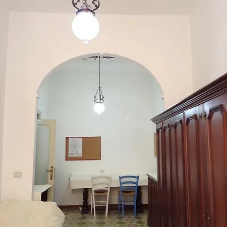 Bed & Breakfast Bontempi Street *
